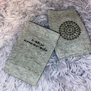 Baby crawling knee pads